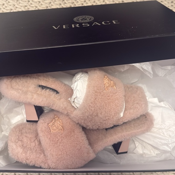 Versace Medusa faux fur mules -Authentic - Picture 12 of 12